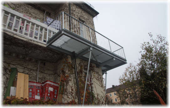Balkon mit Zugang